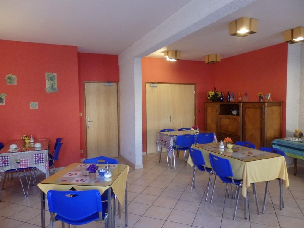 Servhotel Morestel Екстериор снимка