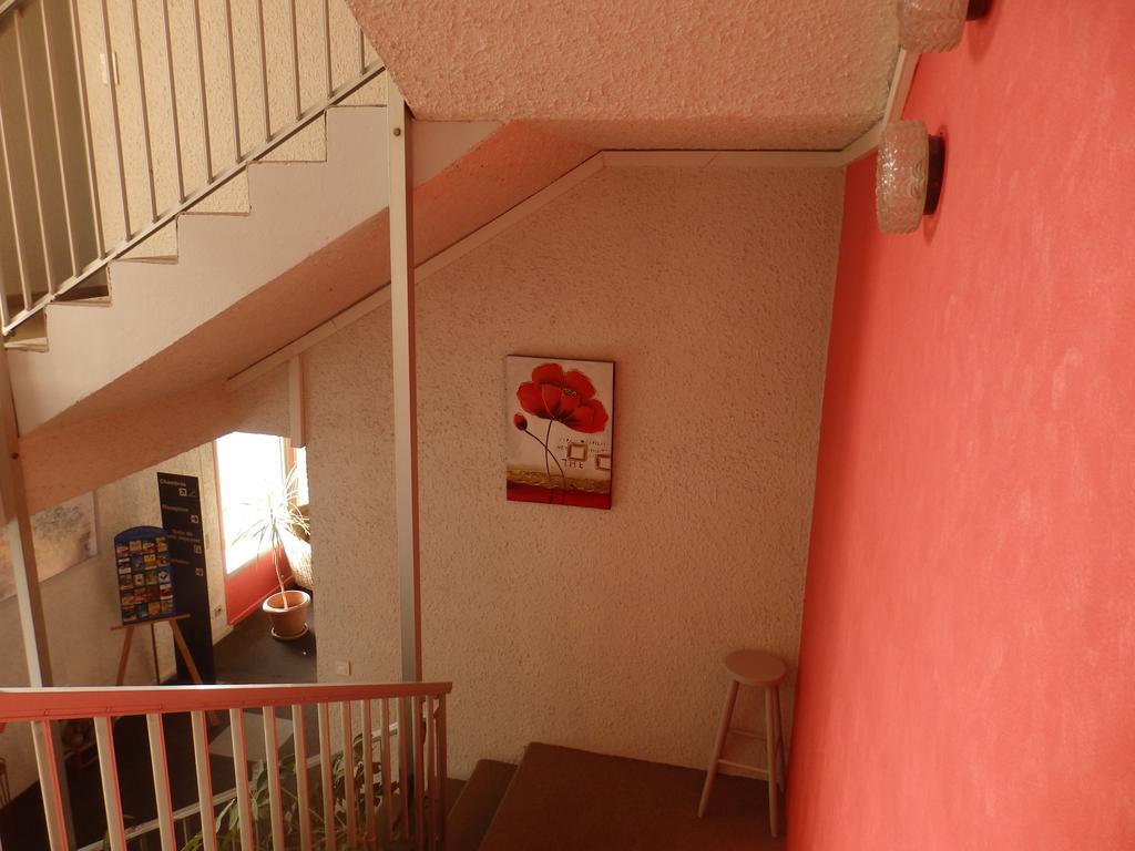 Servhotel Morestel Екстериор снимка