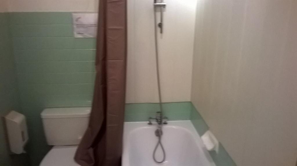 Servhotel Morestel Екстериор снимка